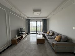 惠州博罗石湾双城峰景 4室2厅2卫  电梯房 精装修112平米出租房源真实图片