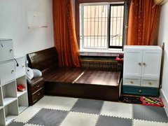 抚顺顺城乐都汇河东老市场王家味饭店附近二楼套间户型简单装修出租房源真实图片