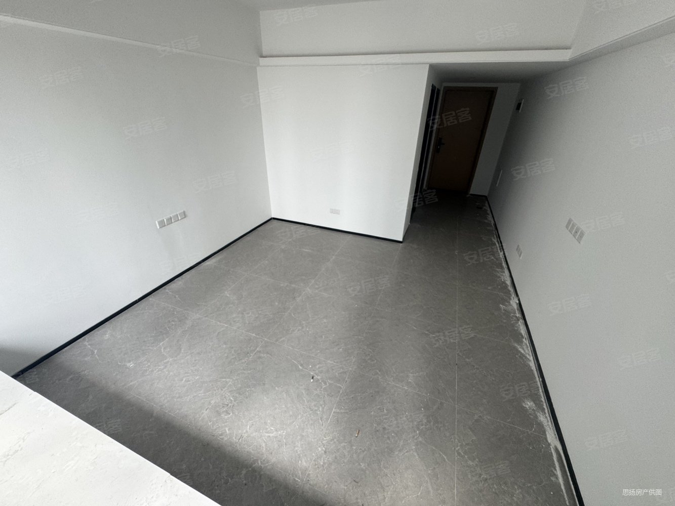 金东海领荟湾1室1厅1卫43㎡南43万