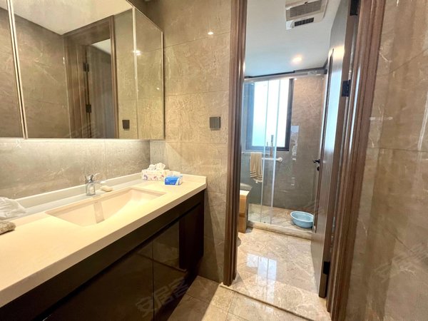 苏州常熟招商城琴鸣雅院琴湖小镇精装三房全屋定制家居看房有钥匙出租