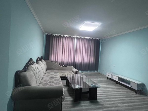 锦丽园小东,4室客厅大,东城审批局,华电小学跟前,环境好停车,喀什市