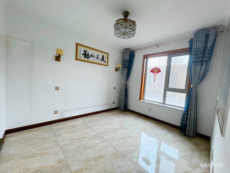 润景园著品质小区大红本精装现房出行方便业主急售