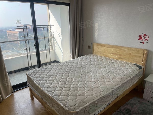 海宁长安镇农发区新天地公馆长安地铁口 学校旁新天地公馆精装一室一厅诚心出租 拎包入住出租房源真实图片