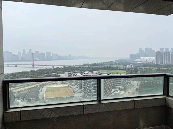 【多图】中海寰宇天下e区,区政府租房,底价出租精装修寰宇天下采光好