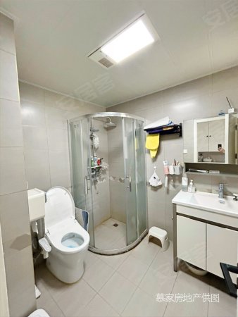 三小六中 采光好 中央空调20多万新装修 套三元宝户型,蓝岸郡景二手房