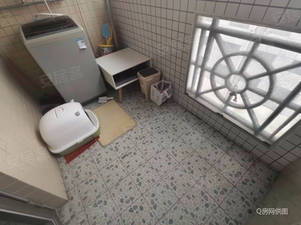 天俊大厦 交通便捷 商品住宅 高楼层视野无遮挡 近地铁