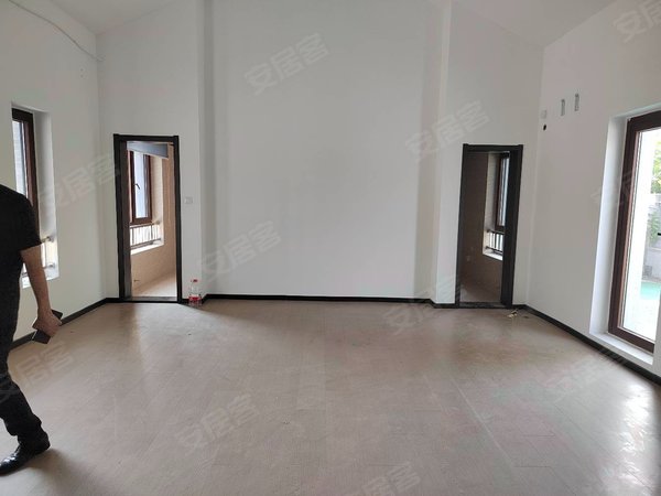 青岛即墨环秀即墨古城(别墅)古城别墅四合院,水电齐全有地暖带车位