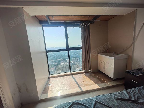 宁波鄞州梅墟in蓝庭(商住楼)蓝庭花园 复式公寓 朝南带落地窗 实用