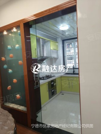 桐城明珠南区3室2厅2卫132㎡南北130万