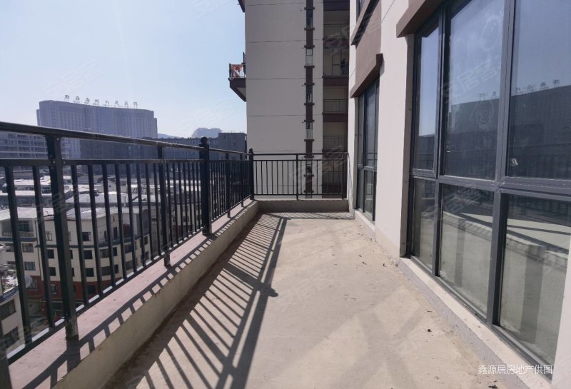 富康樾山府156.8平61万4室2厅2卫,富康樾山府二手房,61万,4室2厅,2卫,