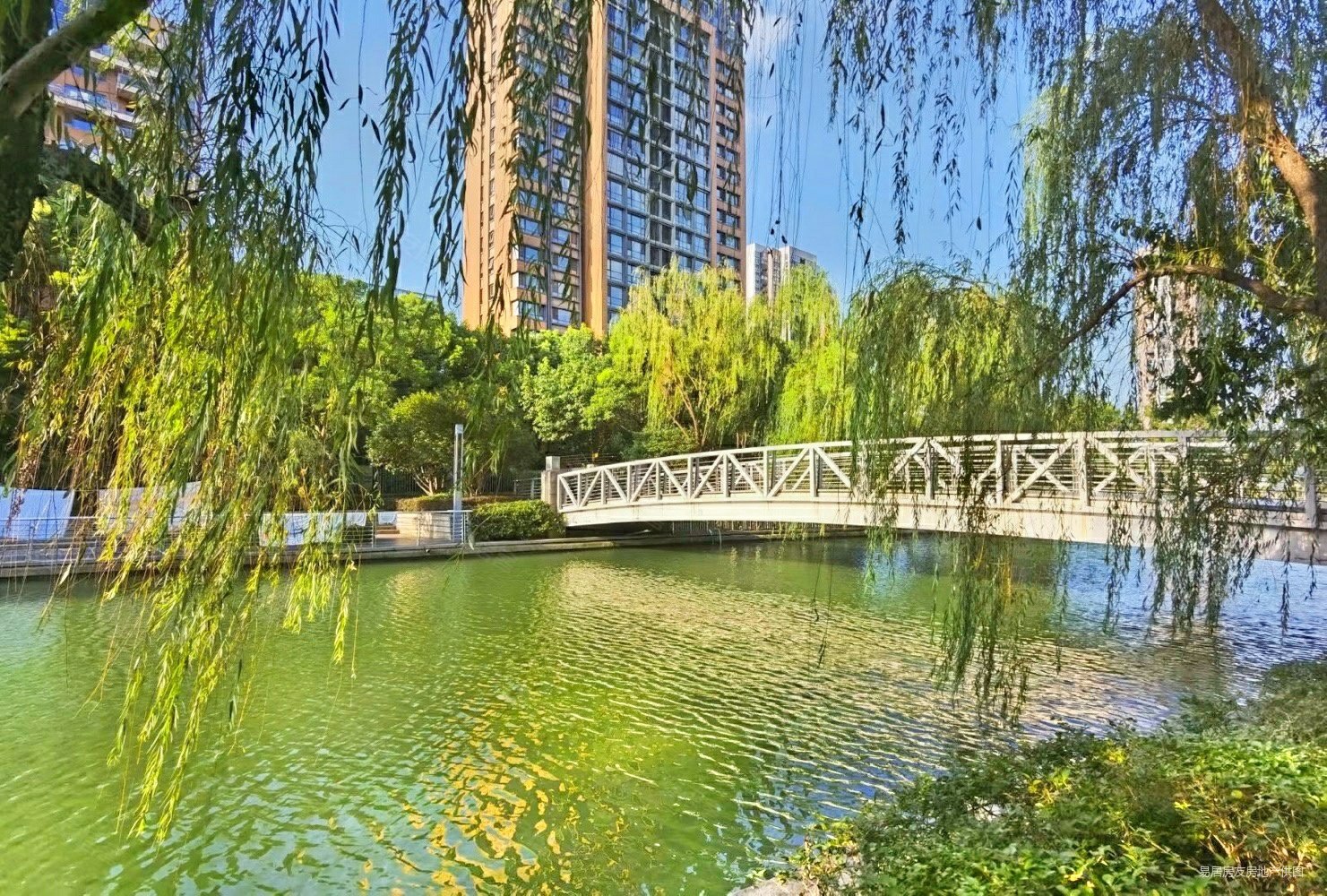 双湖湾花园二手房,1350万,4室2厅,3卫,195平米-苏州安居客