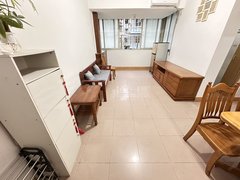 广州海珠江南西江南西地铁口 小区中层两房 整洁干净 通风采光好 性价比高出租房源真实图片