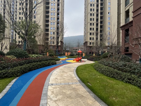 绍兴柯桥杨汛桥海波名苑海波名苑  精装大单间  内卫  可做饭出租房源