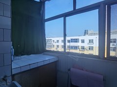 朝阳双塔大润发铁北小区7楼62平500月，两室阴阳格局，半年付出租房源真实图片