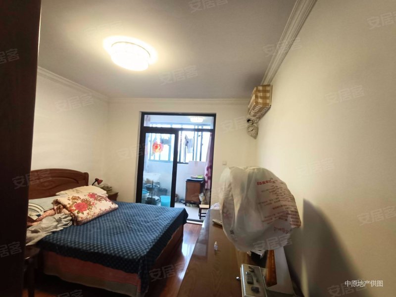 18号地鉄沈梅路100米汇枫公寓3房楼层可以税少