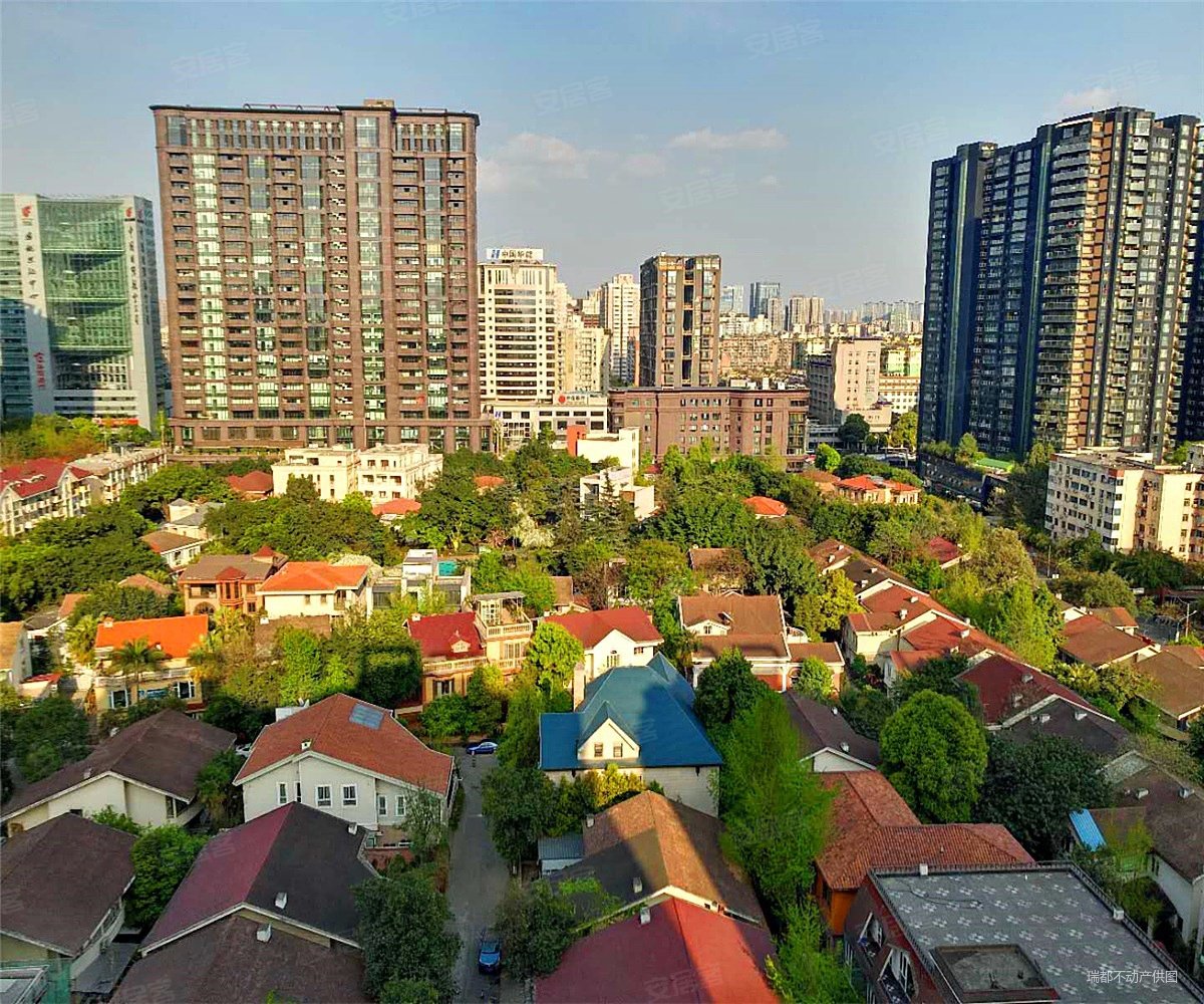 诚心出售,锦绣花园东区(别墅)二手房,1980万,4室2厅,3卫,287平米-成都