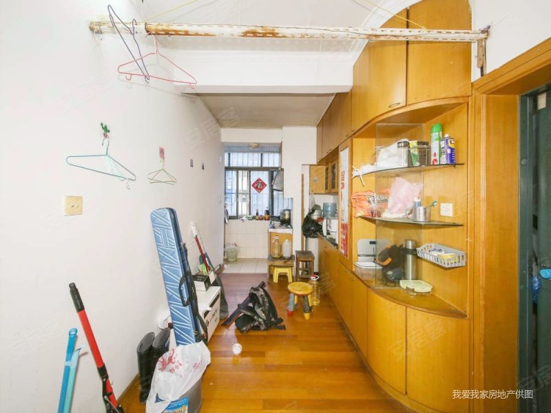 急老苏安新村三楼大三房可以南北通透诚心出售可谈