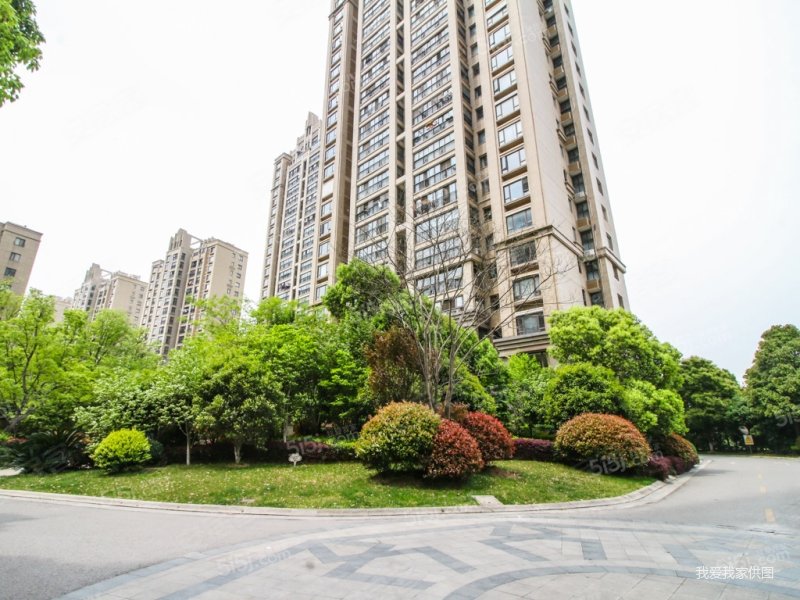 中海五区大两房,学府可用,南北通透,中上楼层,精装保养好,海悦花园