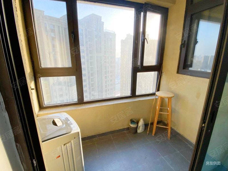 五龙新城香逸园2室2厅1卫74㎡南北78.5万