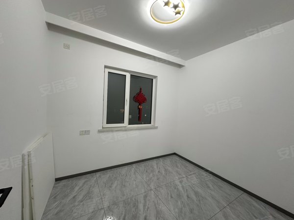 大连金州金州八一路碧桂园渤海郡|碧桂园渤海郡11楼,顶楼安静,3室2厅全屋定制,家电都配置出租房源真实图片