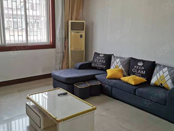 无锡宜兴宜城南郊花园出租,南郊花园五楼140平方,3室2厅一卫,高档装修