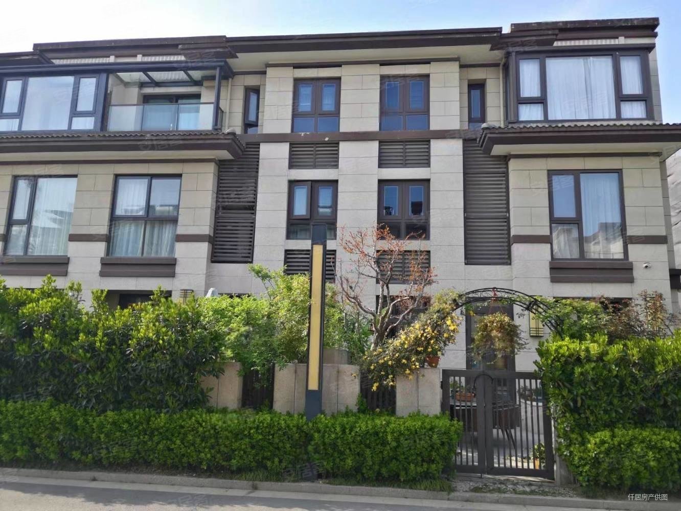 实际面大,保利独墅西岸(别墅)二手房,1300万,4室2厅,3卫,169平米-苏州