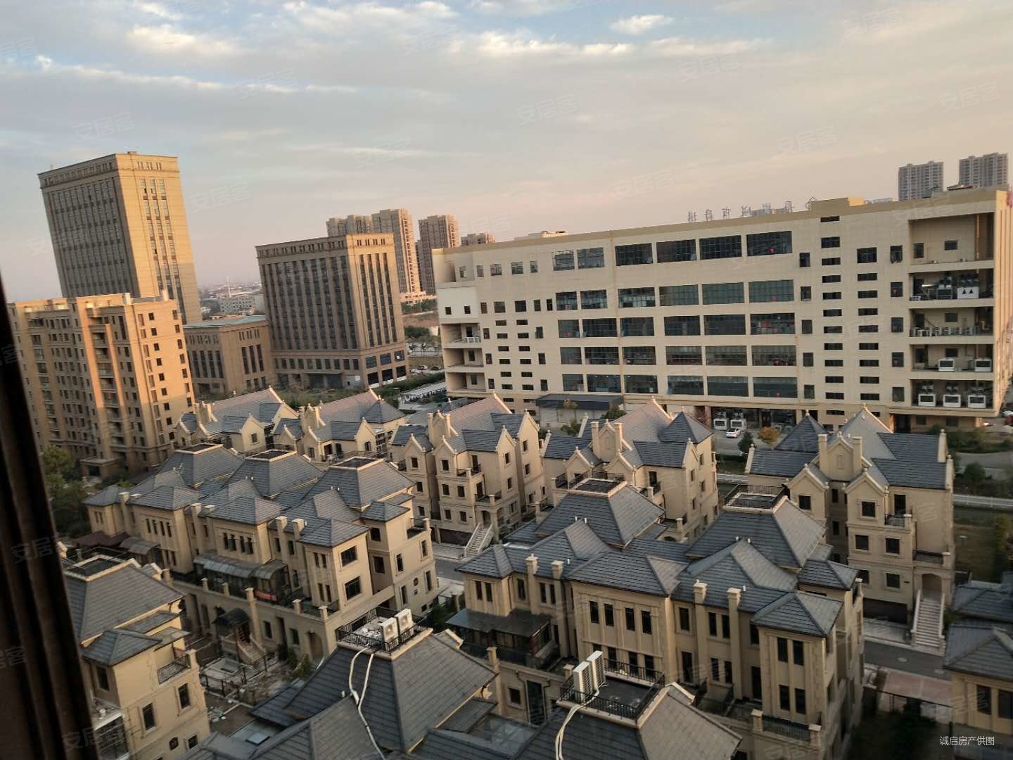 柳桥长安华府6室3厅5卫432㎡南北1250万