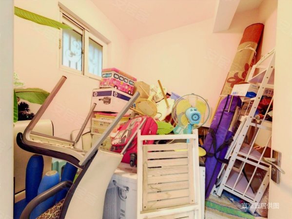 一环内地铁口 电梯套三双卫 业主出国处置资产 随时看,西体奥林花园