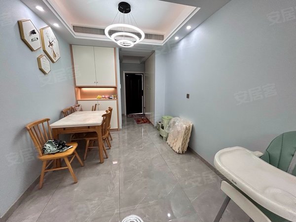 杭州临平乔司万泰城章华章名苑精装两室出租品牌家电临平地铁口华二