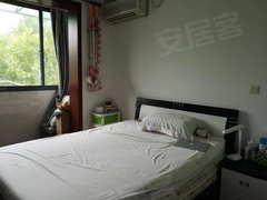 上海长宁虹桥路邮航小区 1室0厅1卫出租房源真实图片