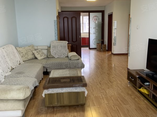 青岛黄岛薛家岛锦都家园锦都家园多层好房,南北通透,室内面积大,随时