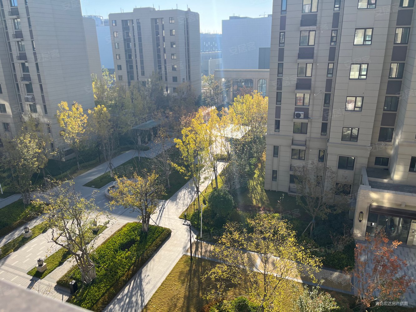 高新区 近58中地铁 总高8层电梯洋房 楼层好视野好,鲁商蓝岸新城(三期