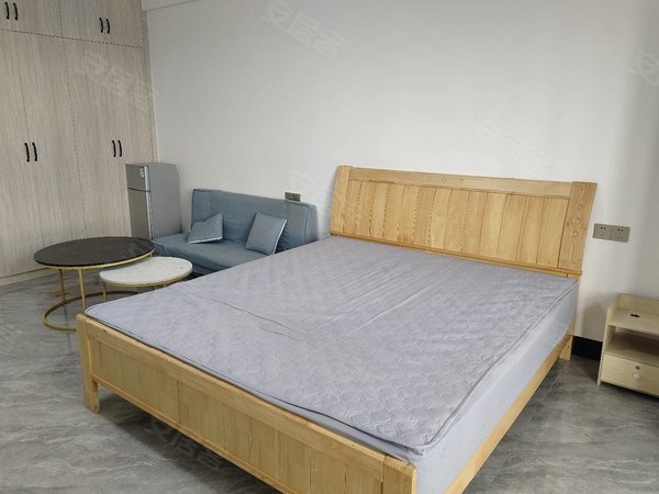 百色右江恒基广场金宸悦珺金宸悦君1房1厅1卫月租1200元月出租房源