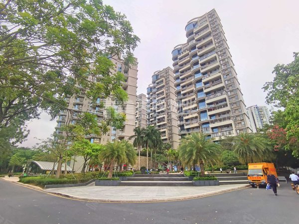 深圳福田景田南缇香名苑缇香名苑新装2房,全齐,已空3个多月,大阳台