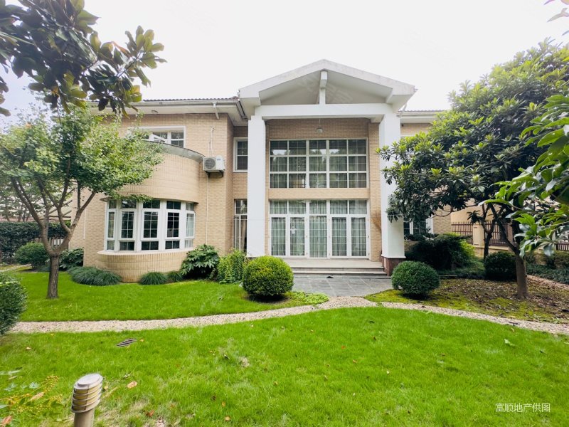 集中南花园独栋 占地大 挑空客厅 一楼带老人房 接受置换,虹山半岛