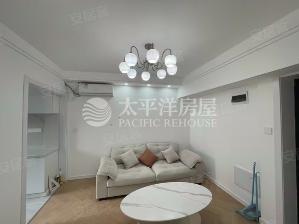 【多图】世纪之门,长寿路租房,押一付一 苏州河边 装修精美 价格可谈