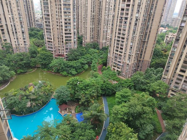 南充顺庆南门坝恒河外滩1号南门坝1227外滩一号,精装两房,诚心出售.