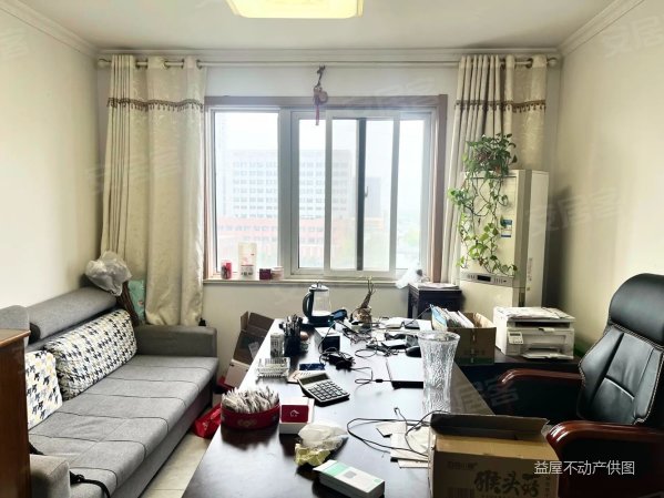 1号线龙眠大道县中旁近江宁医院金九汇对面泥塘新苑电梯房