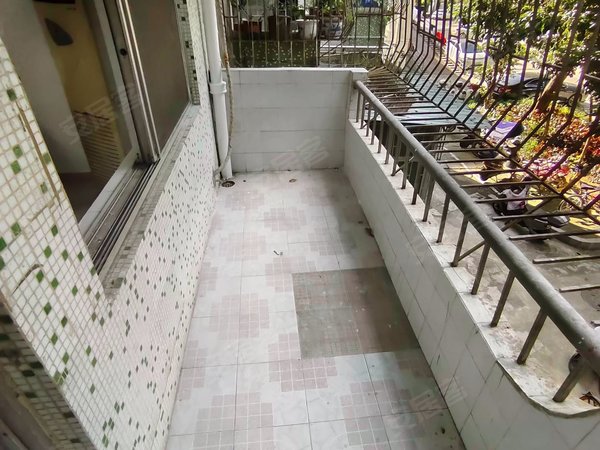 【多图】美景花园,光明租房,光明中学旁 美景花园低楼层三房 空房出租