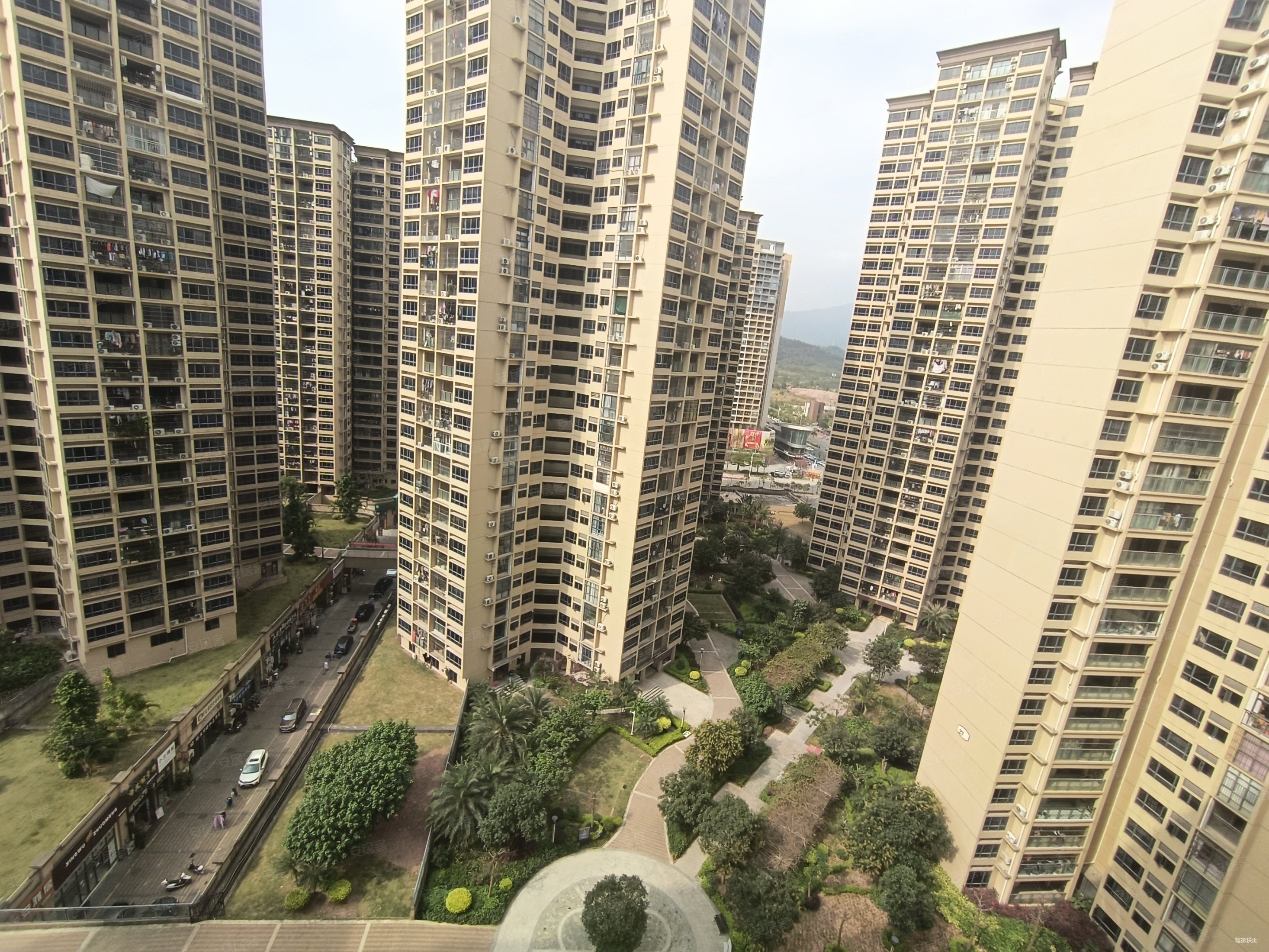 中间楼层采光好 小区新 电梯房 停车方便 商品房 满五,德丰凯旋城(北