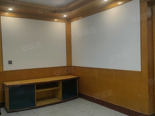 【多图】三道巷145号小区,丽达百货租房,出租 三道巷南口1楼 两室 带