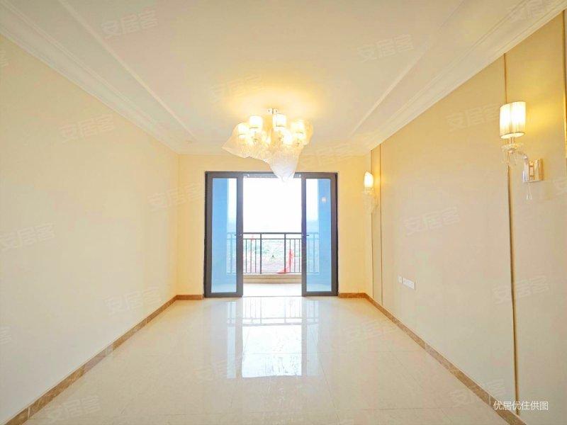 恒大御澜庭开发商精装小洋楼三房 心动联系我