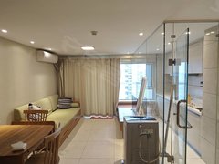 青岛黄岛珠海街道中铁亚洲公馆700元洗衣机精装修家具家电齐全免停车大型超市出租房源真实图片