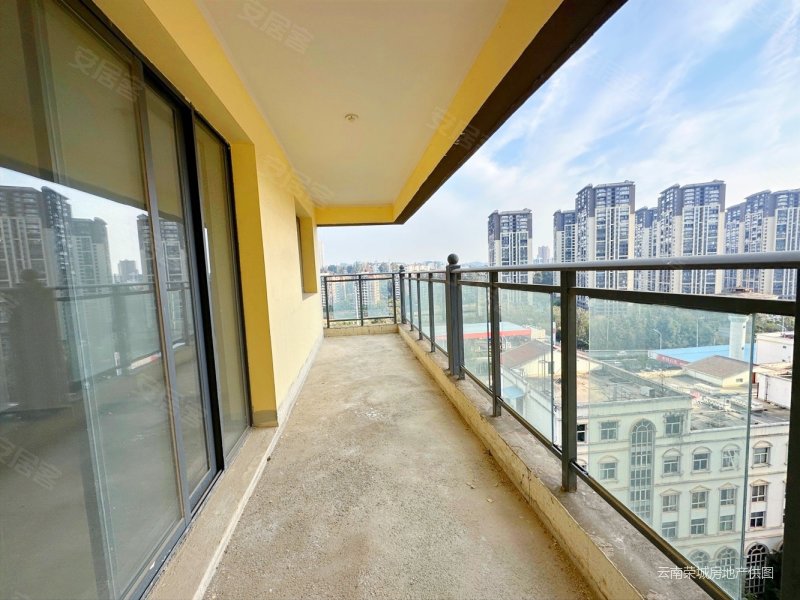 老房东委托 蓝光林肯公园三期 满五 楼层好 南向,蓝光林肯公园三期(悦