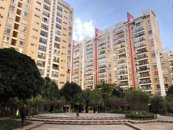 昆明盘龙白塔路怡康花园一环边地铁站4号5号线精装修可做3房付款灵活