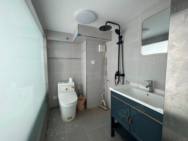 长春净月大学城恒丰时代纯南向一室精装复式 阳光嘎嘎