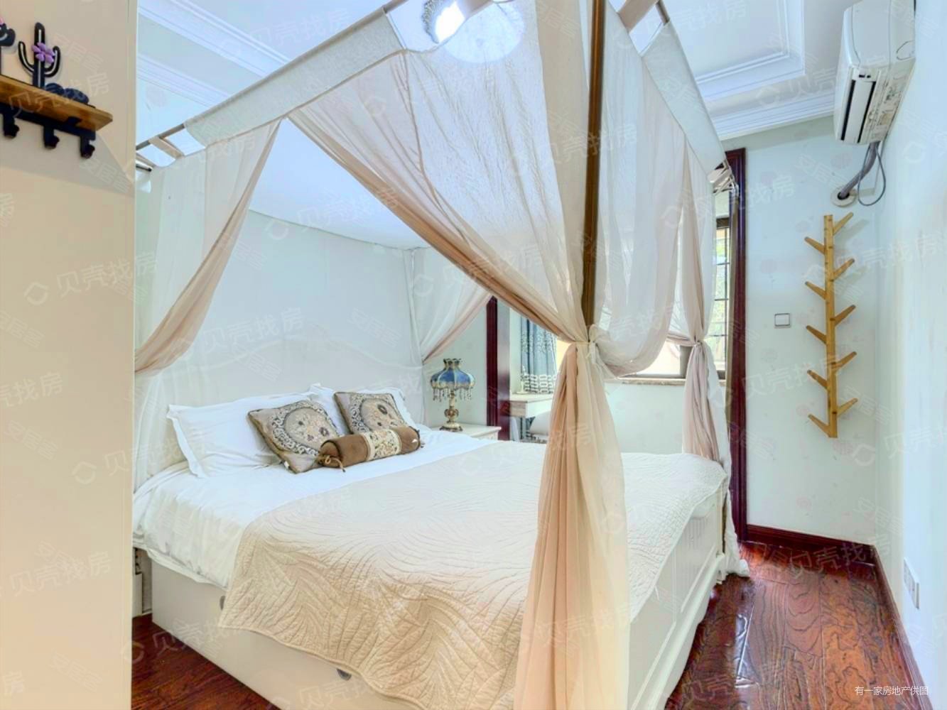 海尔山海湾3室2厅2卫138㎡南北226万