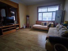 沂源城区银座工业路附近一楼，全套家具家电两空调12000出租房源真实图片