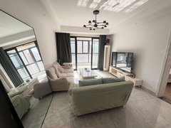 常熟市区文化片区位于金桂家园，小区环境好，房子采光好，精装修，可拎包入住出租房源真实图片