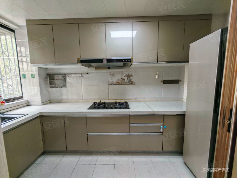 衡山城高性价比三居室老业主委托看好房价格可谈